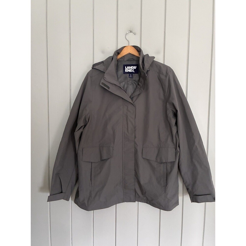 Lands' End Women’s Outrigger Mesh-Lined Rain Jacket XL Gray Hooded Pockets